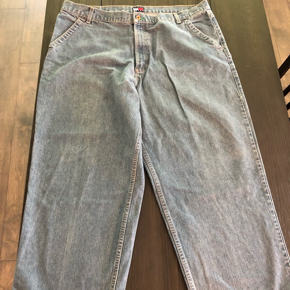 USED (M) 42x32 Wrangler Jeans
